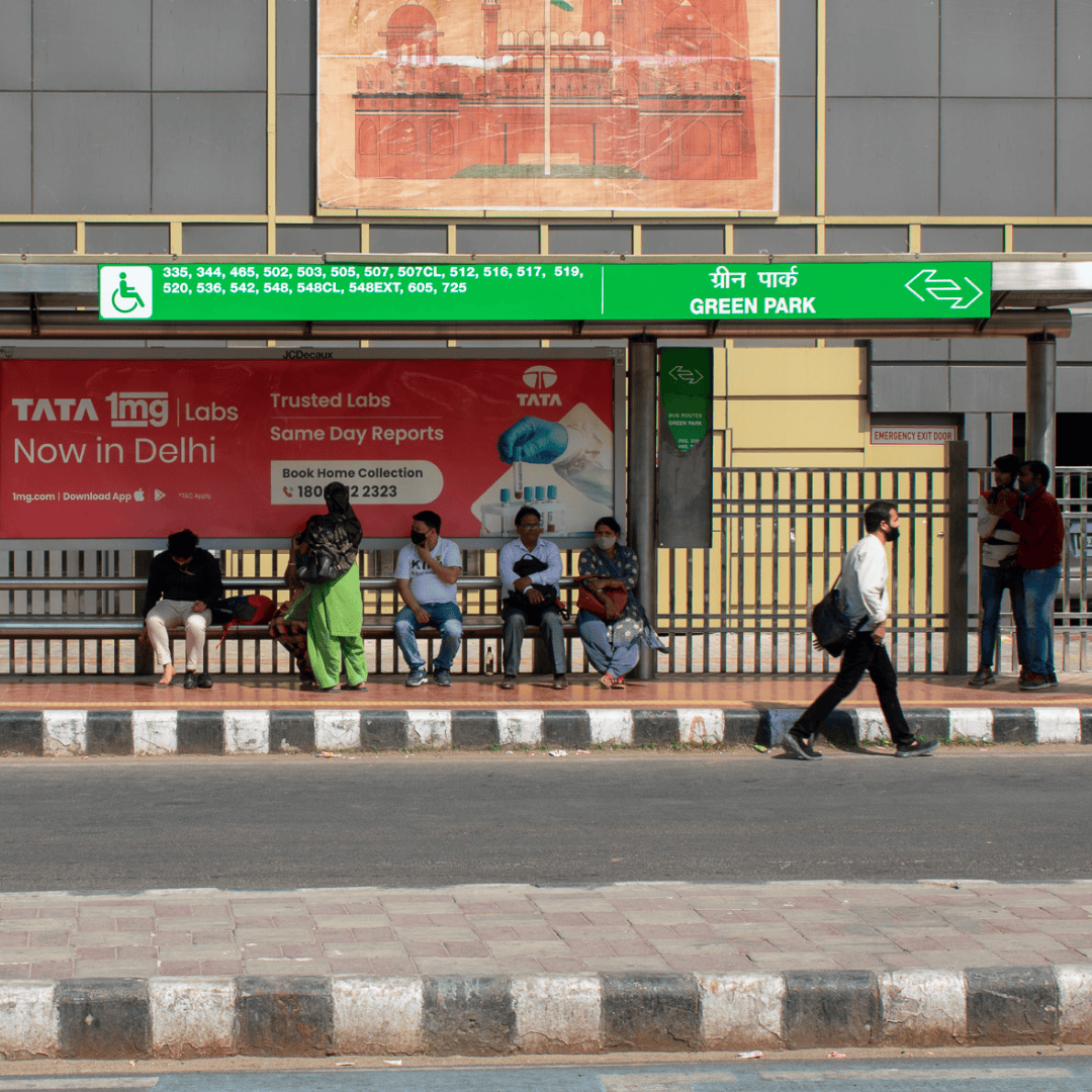 Photos of bus passengers — photo 4