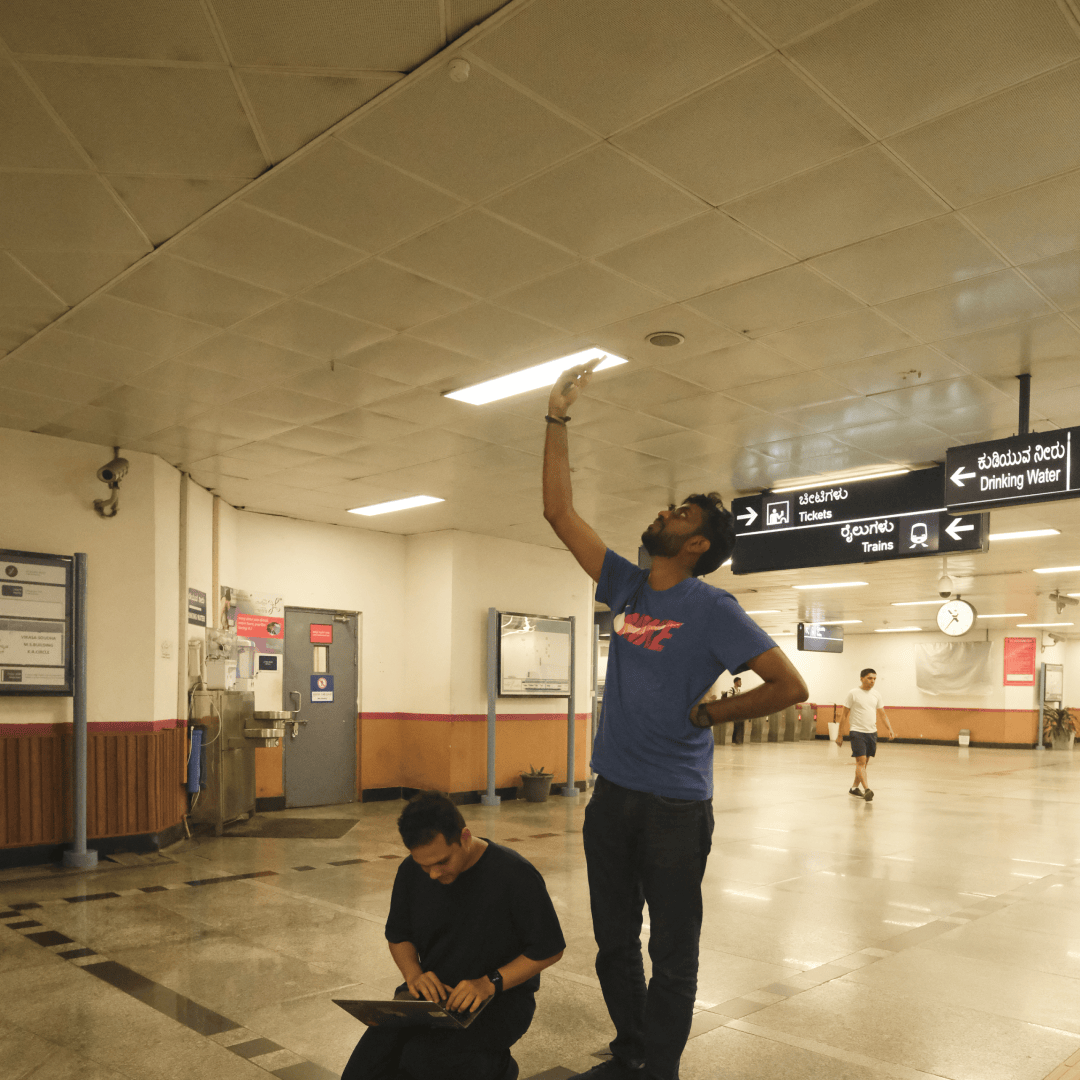 Metro station navigation system — photo 1