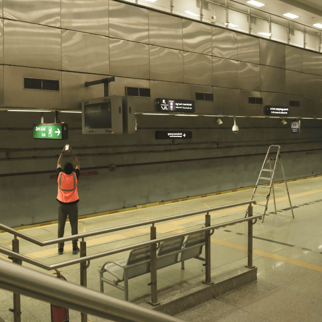 Metro station navigation system — photo 7